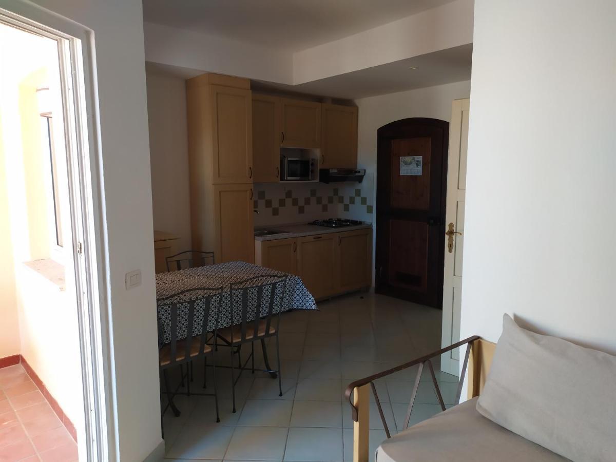 Residence Cala Rossa 罗萨岛 外观 照片