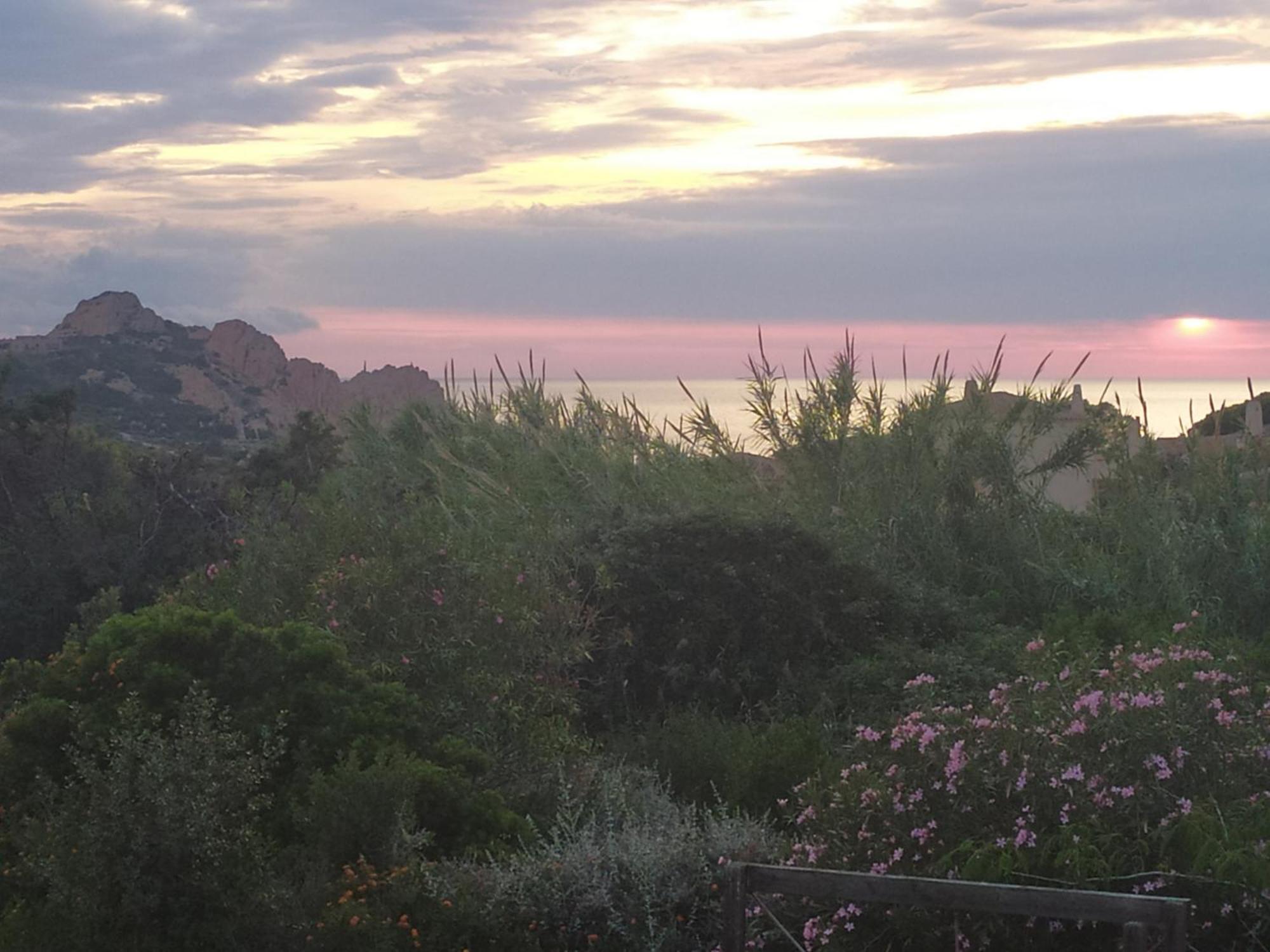Residence Cala Rossa 罗萨岛 外观 照片